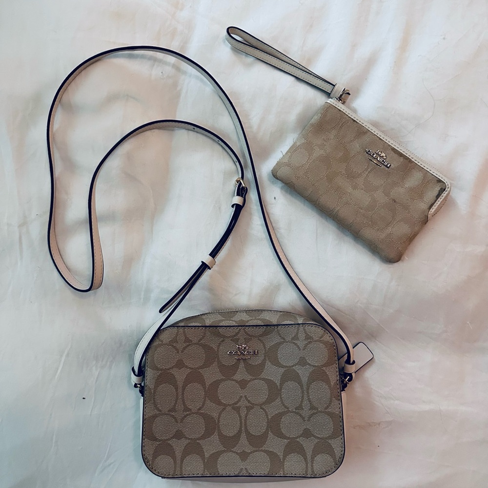 Coach mini crossbody bag w/ wristlet